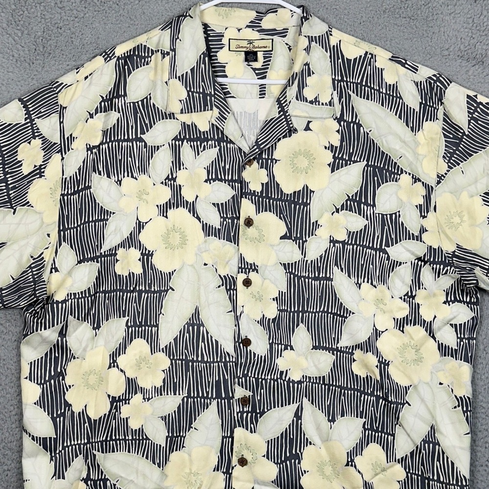 Tommy Bahama 100% Silk Shirt Mens‎ 2XL Black Yellow Floral Hawaiian Button Up